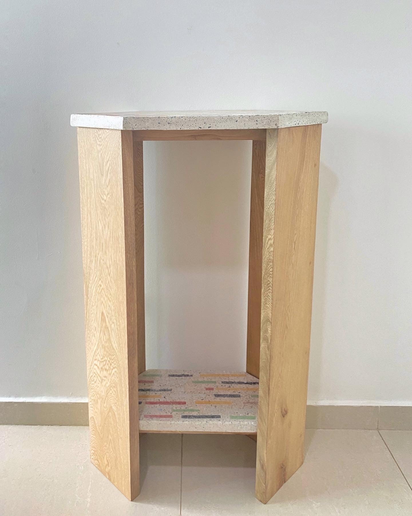 Mesa recibidor Cantabria