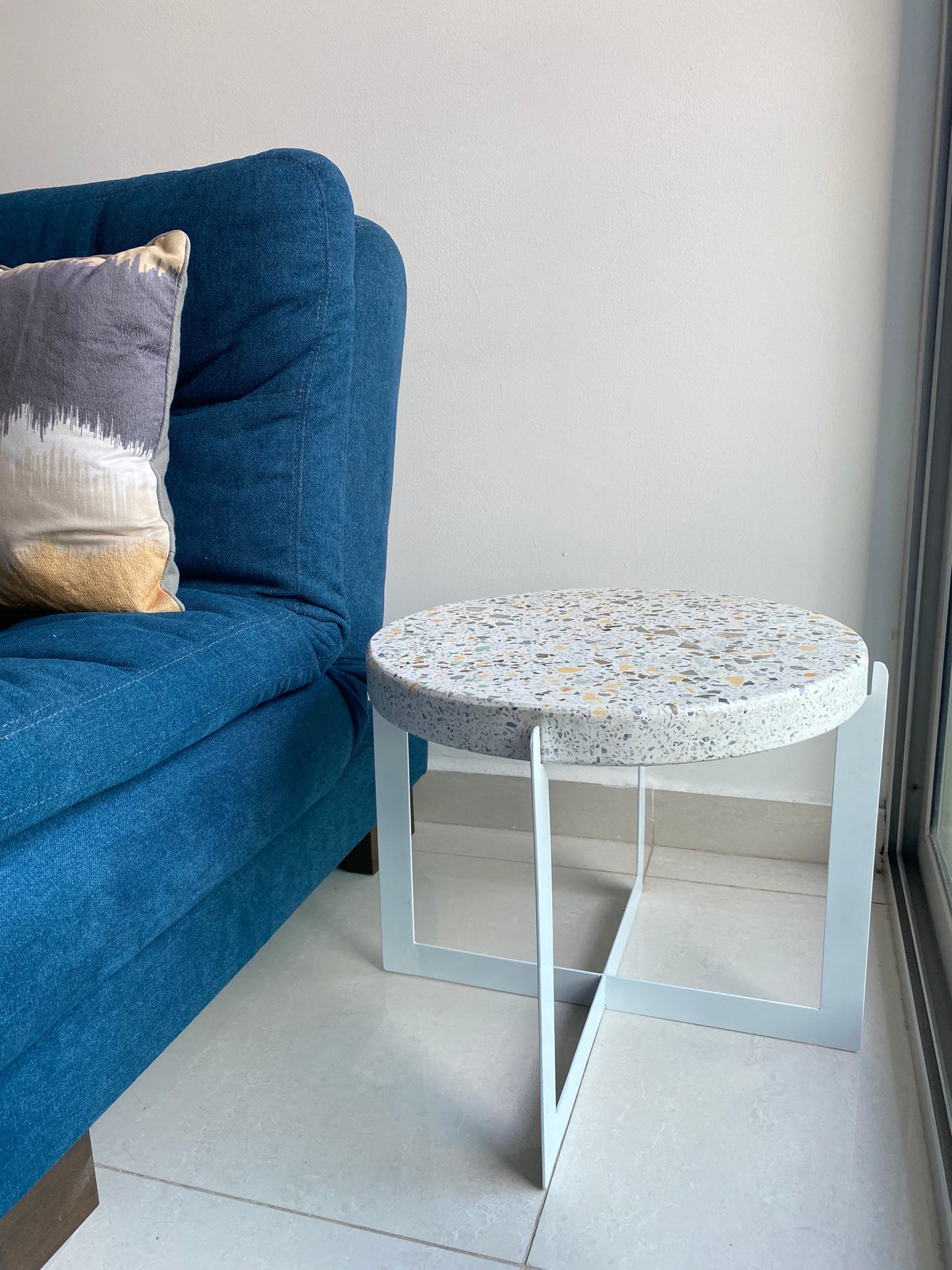 Mesa auxiliar Beirut