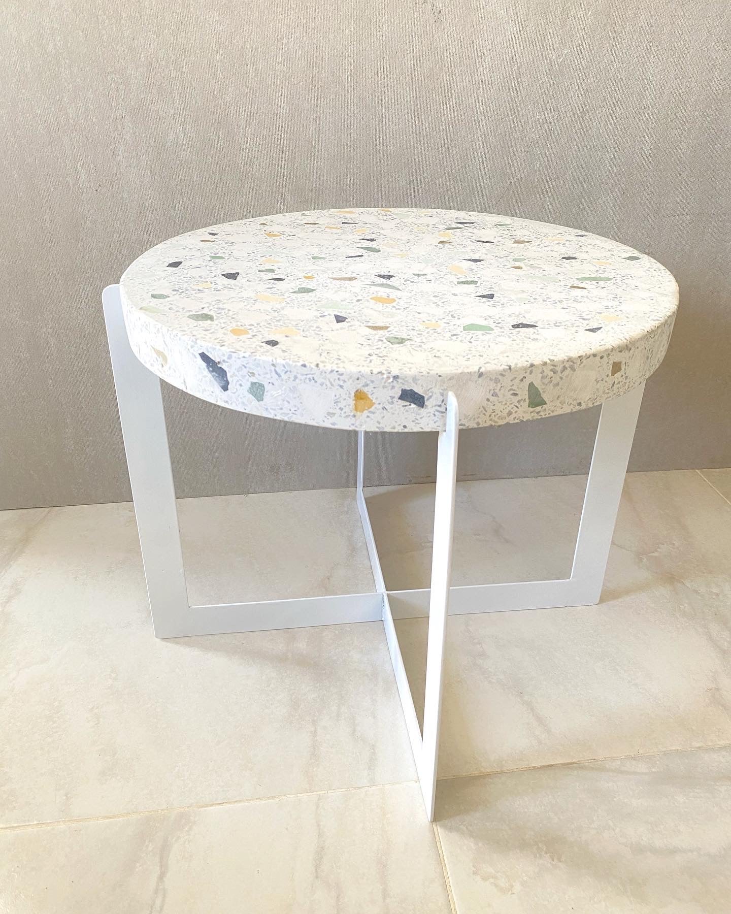 Mesa auxiliar Mayorca