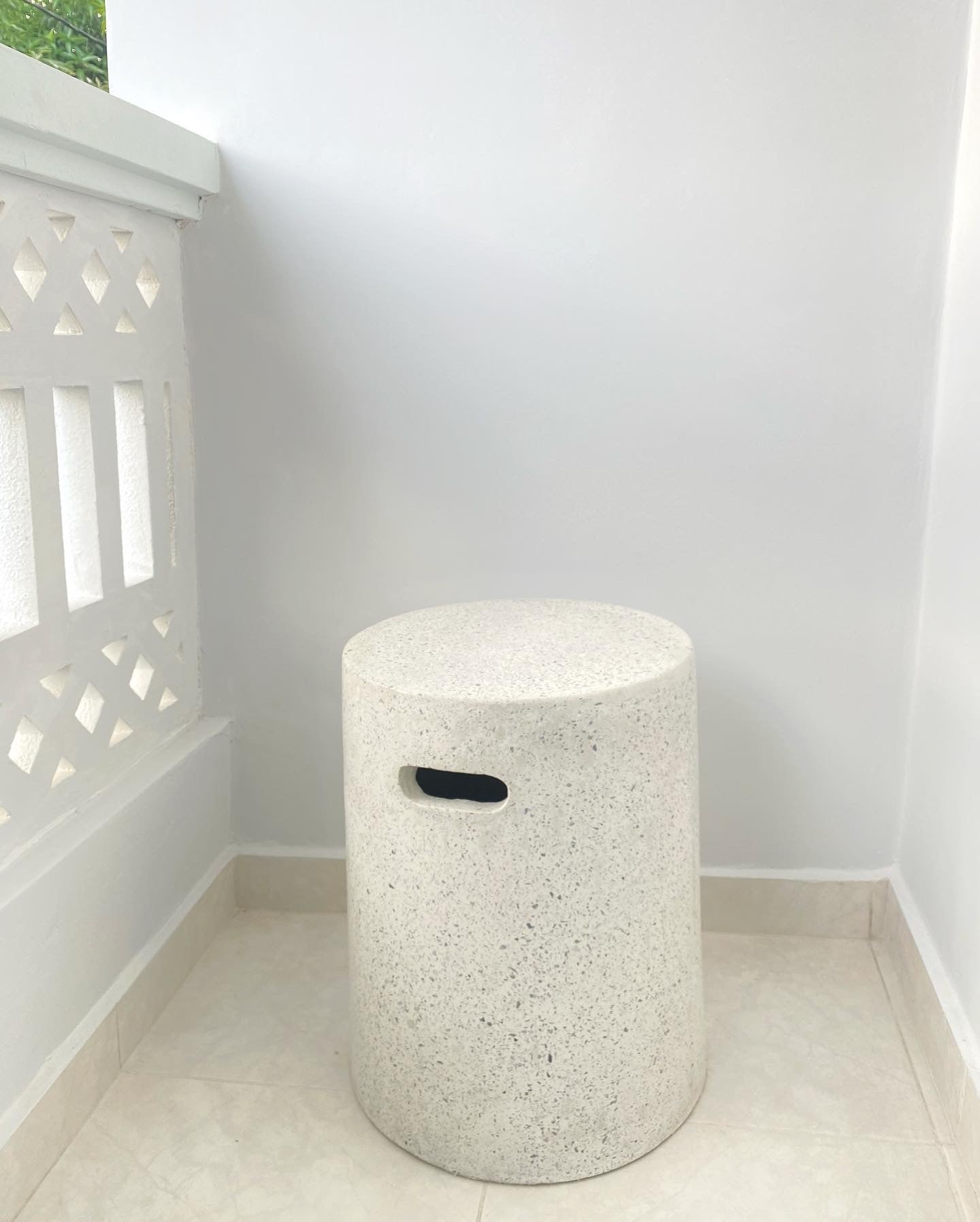 Mesa auxiliar cilíndrica Arezzo